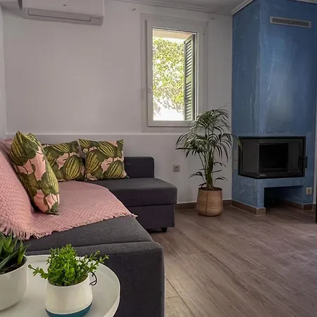 Apartment Spyros Stone