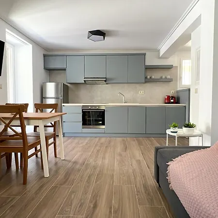 아파트 Spyros Stone